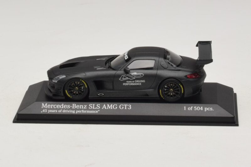 Mercedes SLS AMG GT3 45 Years of Driving Performance Negro Minichamps 1:43 Mercedes SLS AMG GT3 45 Years of Driving Performance Negro Minichamps 1:43 410133200 Metal