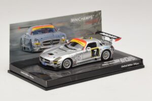 Mercedes SLS AMG GT3 #7 Black Falcon Jager / Seyffarth 24 Hours of Dubai 2011 Minichamps 1:43 437110307 Metal - imagen 2 de 5