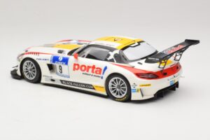 Mercedes SLS AMG GT3 #9 B. Schneider / J. Bleekemolen Black Falcon 24 Hours of Nurburgring Winner 2013 Minichamps 1:18 151133 - imagen 5 de 6