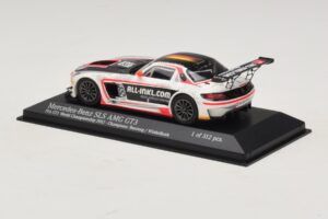 Mercedes SLS AMG GT3 All-Inkl.com #38 FIA GT1 World Championship 2012 Champions Minichamps 1:43 410123238 Metal - imagen 3 de 4