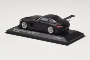 Mercedes SLS AMG GT3 Negro Mate Minichamps 1:43 410113200 Metal - imagen 3 de 4