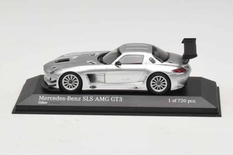 Mercedes SLS AMG GT3 Plata Minichamps 1:43 Mercedes SLS AMG GT3 Plata Minichamps 1:43 410113202 Metal