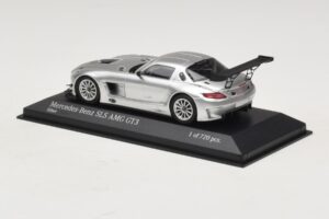 Mercedes SLS AMG GT3 Plata Minichamps 1:43 410113202 Metal - imagen 3 de 4