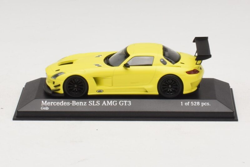 Mercedes SLS AMG GT3 Amarillo Minichamps 1:43 Mercedes SLS AMG GT3 Amarillo Minichamps 1:43 410113201 Metal