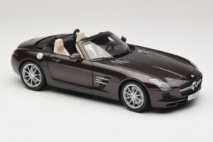 Mercedes SLS AMG Sepang Brown Minichamps 1:18 B66960080 Metal - imagen 7 de 9
