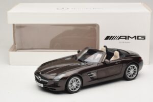 Mercedes SLS AMG Sepang Brown Minichamps 1:18 B66960080 Metal - imagen 9 de 9