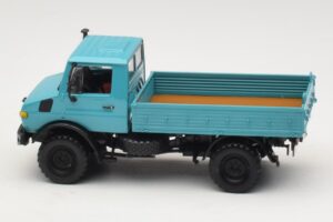 Mercedes Unimog 1300 L Camión de Plataforma Azul Minichamps 1:43 439033020 Metal - imagen 3 de 6