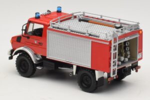 Mercedes Unimog 1300 L TLF 8/18 FF Oberammergau Minichamps 1:43 439033071 Metal - imagen 5 de 6