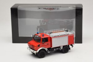 Mercedes Unimog 1300 L TLF 8/18 FF Oberammergau Minichamps 1:43 439033071 Metal - imagen 6 de 6