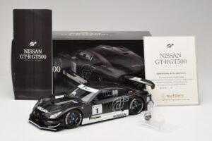 Nissan GT-R R35 Stealth Model Gran Turismo 5 AUTOart 1:18 81041 Metal - imagen 8 de 9