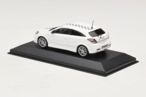 Opel Astra H OPC Nurburgring Edition Blanco Minichamps 1:43 ASTRA005 Metal - imagen 3 de 4