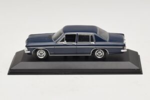 Opel Diplomat A Azul Oscuro Minichamps 1:43 DIPLOMAT001 Metal