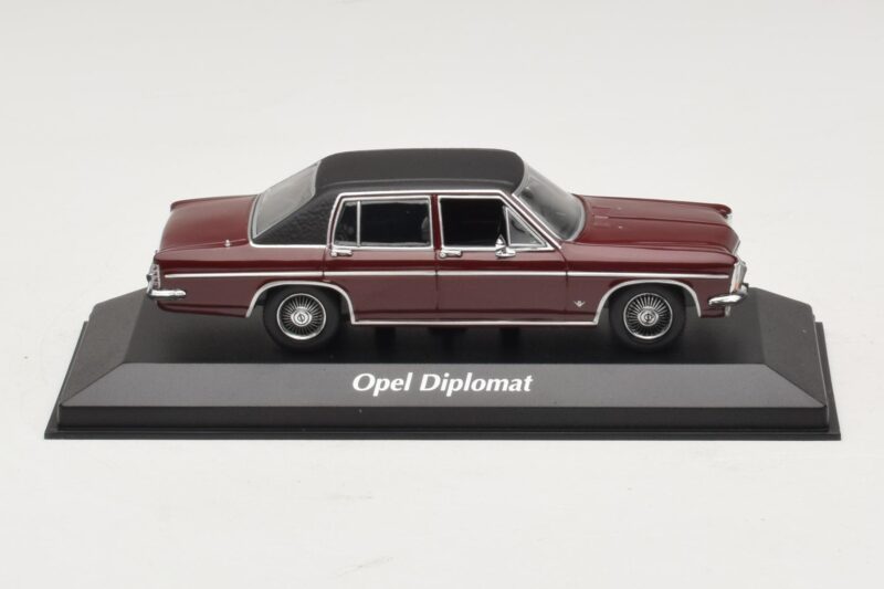 Opel Diplomat B Rojo Oscuro Maxichamps 1:43 940046071 Metal