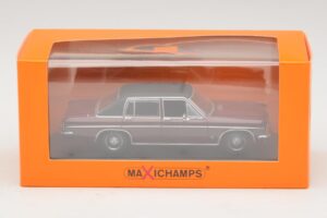 Opel Diplomat B Rojo Oscuro Maxichamps 1:43 940046071 Metal - imagen 4 de 4