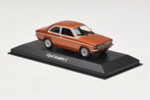 Opel Kadett C Bronce Metalizado Maxichamps 1:43 940045600 Metal - imagen 3 de 4