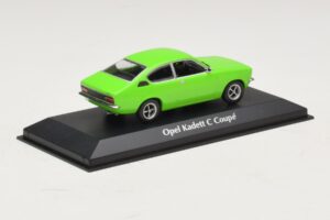 Opel Kadett C Coupe Verde Maxichamps 1:43 940045621 Metal - imagen 2 de 4