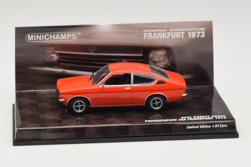 Opel Kadett C Coupé Presentación IAA Frankfurt Rojo Minichamps 1:43 436045620 Metal