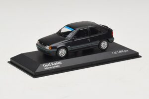 Opel Kadett E Black Metallic Minichamps 1:43 400045901 Metal - imagen 2 de 4