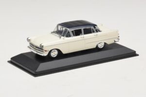 Opel Kapitan A Blanco Minichamps 1:43 400048000 Metal - imagen 2 de 4