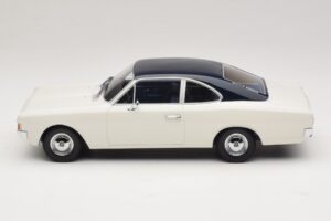 Opel Rekord C Coupé Blanco Azul Minichamps 1:18 107047021 Resina - imagen 3 de 6