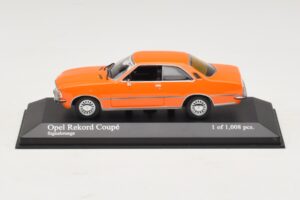 Opel Rekord D Coupé Naranja Minichamps 1:43 400044024 Metal