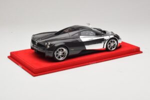 Pagani Huayra Chrome Silver Pieza Única BBR 1:18 P1873CM Resina - imagen 2 de 7