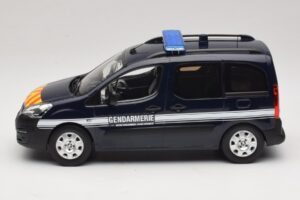 Peugeot Partner Gendarmerie Azul Oscuro Norev 1:18 184890 Metal - imagen 3 de 6
