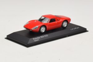 Porsche 904 GTS Rojo Minichamps 1:43 400065722 Metal - imagen 2 de 4