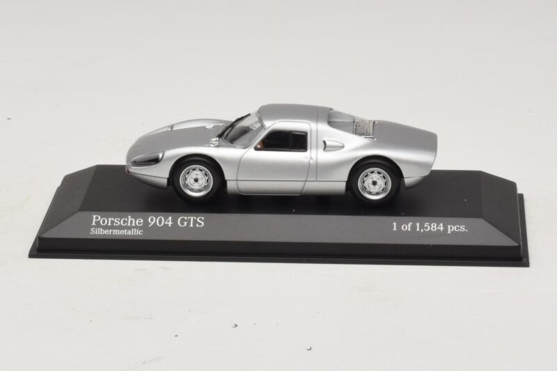 Porsche 904 GTS Plata Minichamps 1:43 Porsche 904 GTS Plata Minichamps 1:43 400065721 Metal