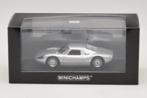Porsche 904 GTS Plata Minichamps 1:43 400065721 Metal - imagen 4 de 4