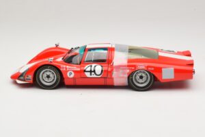 Porsche 906 LH Squadra Tartaruga #40 D. Spoerry / R. Steinemann 12 Hours of Sebring 1967 Minichamps 1:18 100676140 Metal - imagen 4 de 8