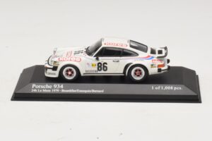 Porsche 911 934 #86 Bourdillat / Ennequin 24 Hours of Le Mans 1979 Minichamps 1:43 400796486 Metal