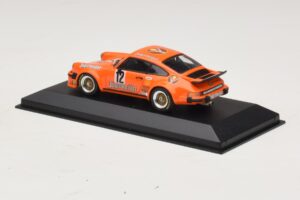 Porsche 911 934 Jagermeister #12 H. Kelleners DRM Nurburgring 1976 Minichamps 1:43 400766412 Metal - imagen 3 de 4