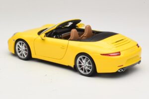 Porsche 911 991 Carrera S Descapotable Amarillo Minichamps 1:18 100061031 Metal - imagen 7 de 8