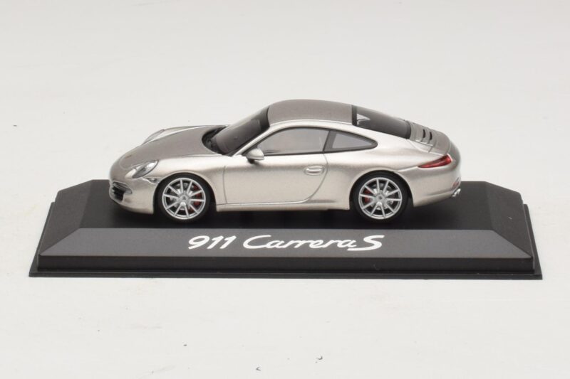 Porsche 911 991 Carrera S Plata Metalizado Minichamps 1:43 WAP0200130C Metal