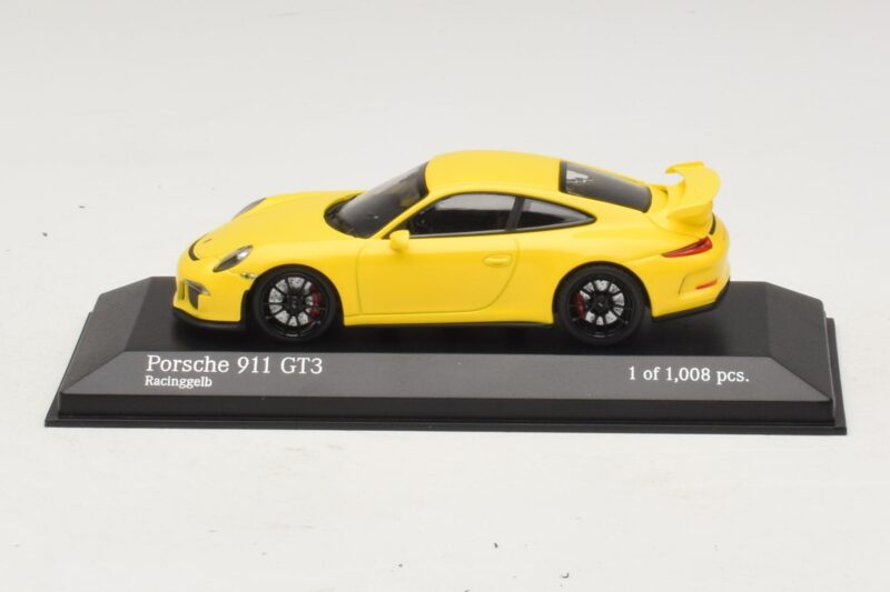 Porsche 911 991 GT3 Amarillo Minichamps 1:43 Porsche 911 991 GT3 Amarillo Minichamps 1:43 410062021 Metal