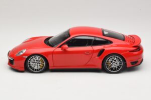 Porsche 911 991 Turbo S Rojo Minichamps 1:18 110062320 Metal - imagen 4 de 8
