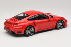 Porsche 911 991 Turbo S Rojo Minichamps 1:18 110062320 Metal - imagen 2 de 8