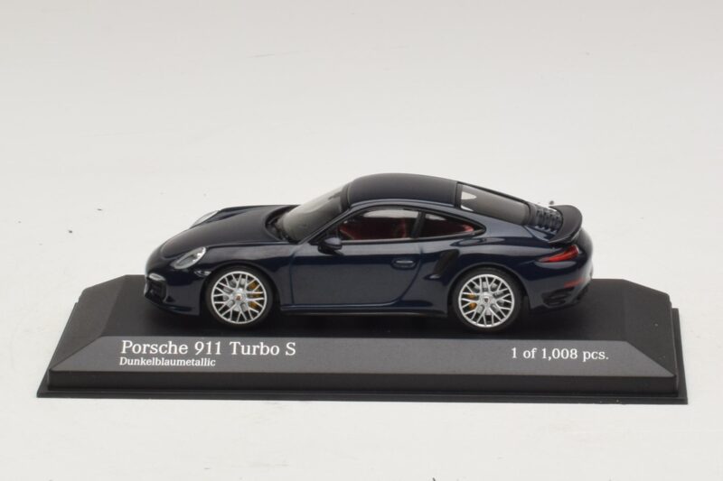 Porsche 911 996 Azul Metalizado Minichamps 1:43 Porsche 911 996 Azul Metalizado Minichamps 1:43 400061180 Metal