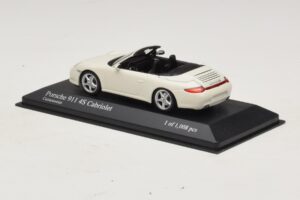 Porsche 911 997 Carrera 4S Descapotable Blanco Minichamps 1:43 400066431 Metal - imagen 3 de 4
