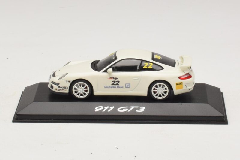Porsche 911 997 GT3 #22 Blanco Minichamps 1:43 Porsche 911 997 GT3 #22 Blanco Minichamps 1:43 WAP020102016 Metal