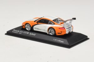 Porsche 911 997 GT3 R Hybrid Presentation 2010 Minichamps 1:43 410108900 Metal - imagen 3 de 4