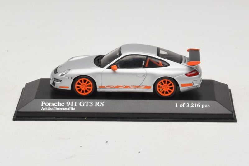Porsche 911 997 GT3 RS Plata Minichamps 1:43 Porsche 911 997 GT3 RS Plata Minichamps 1:43 400066000 Metal