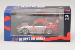Porsche 911 997 GT3 RSR GT2 #80 S. Neiman / D. Law 24 Hours of Le Mans 2010 Minichamps 1:43 410106980 Metal - imagen 4 de 4