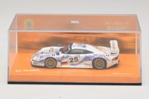 Porsche 911 GT1 #25 B. Wollek / T. Boutsen / H-J. Stuck 24 Hours of Le Mans 1996 Minichamps 1:43 403966625 Metal - imagen 4 de 5