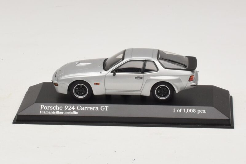Porsche 924 Carrera GT Plata Minichamps 1:43 Porsche 924 Carrera GT Plata Minichamps 1:43 400066121 Metal