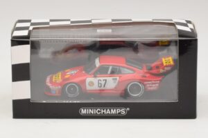 Porsche 935/77 #67 R. Stommelen Nurburgring DRM Champion 1977 Minichamps 1:43 400776367 Metal - imagen 4 de 4