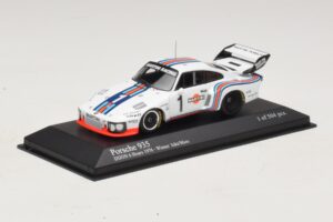 Porsche 935 Martini Racing #1 R. Stommelen / M. Schurti Winner Dijon 6 Hours 1976 Minichamps 1:43 400766311 Metal - imagen 2 de 4