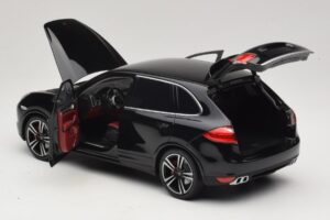 Porsche Cayenne Turbo S 92A Negro Metalizado Minichamps 1:18 110062100 Metal - imagen 5 de 8