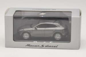 Porsche Macan S Diesel 95B Bronce Metalizado Minichamps 1:43 WAP0201510E Metal - imagen 4 de 4